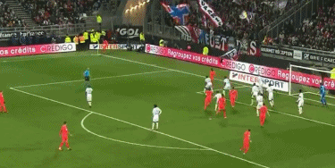 中超土帅强势崛起：16队本土主帅独占八强，山东泰山成最大受益者（中超土帅逆袭：本土教头包揽八强，山东泰山成最大赢家）