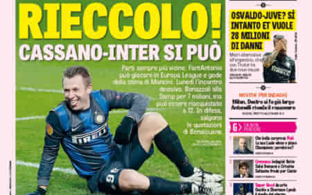 小海梅鞋没穿好照样能进三分，命中后自己娇羞一笑（小海梅鞋没穿稳仍命中三分，得手后羞涩一笑）