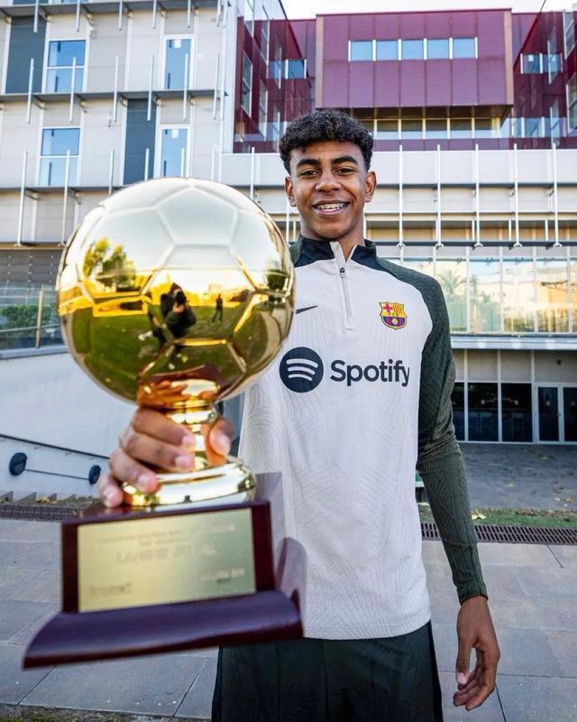 2001-03年的这一周：枪手大帝亨利屡次登上头条