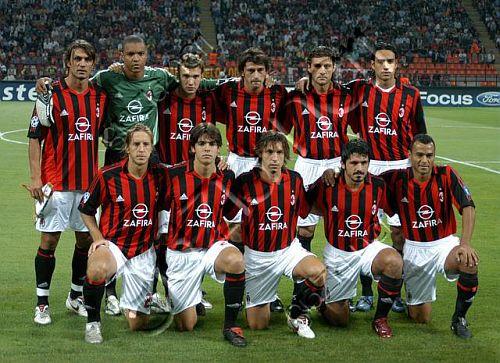 雷迪克：此前背靠背很消耗里夫斯 周二让他放假了&昨天训练也轻松（雷迪克：背靠背让里夫斯消耗大，周二安排休息、昨日训练放松）