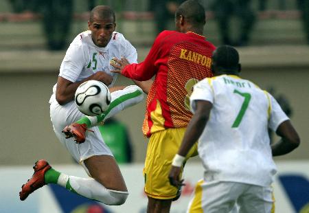 多伦多蓝鸟队宣布小格雷罗将于 4 月 26 日正式登上大联盟