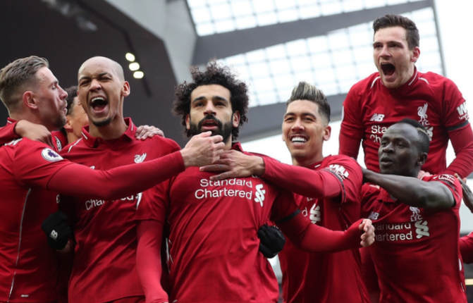 周六意甲焦点战：维罗纳迎战亚特兰大，保级压力与欧战野心的激烈碰撞！