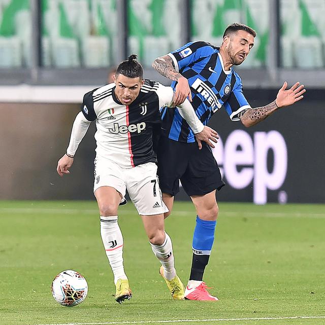 纽卡斯尔拒绝了利物浦1.2亿的报价......