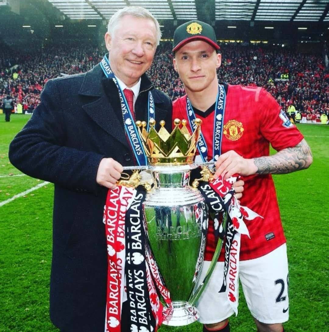 曼联平局再显不稳定，马兹拉维怒斥错失良机