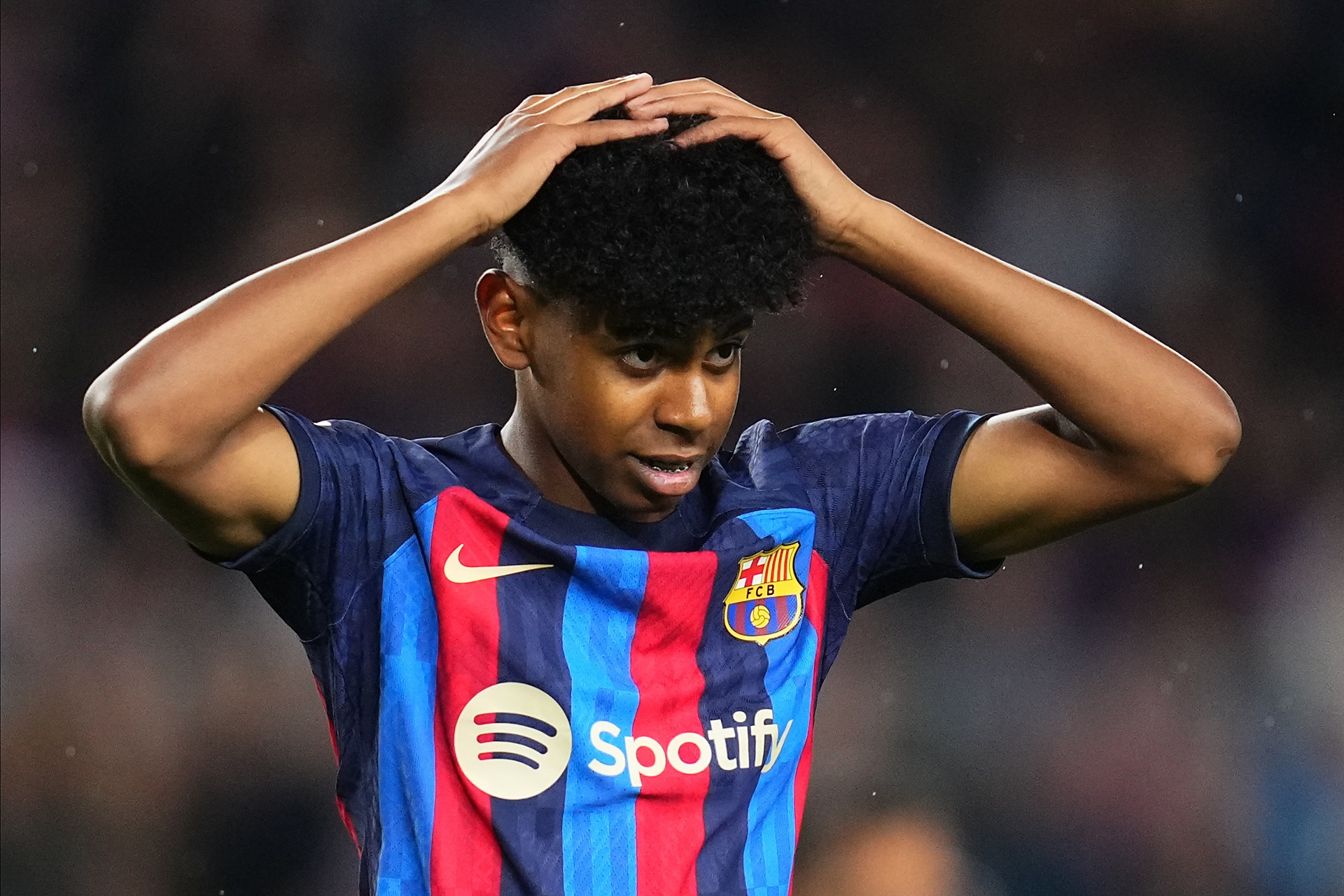 斯基拉：米兰计划激活莫德里奇续约条款，将合同延长至2027年