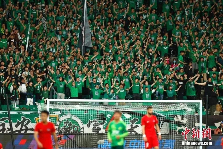 欧联4-1：德甲第6大胜以超第3，豪取3连胜（欧联4-1，德甲第6击溃以超第3，豪取三连胜）