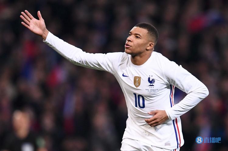 戏剧性拉满，内马尔自八月初后首次破门随后又送出一粒点球