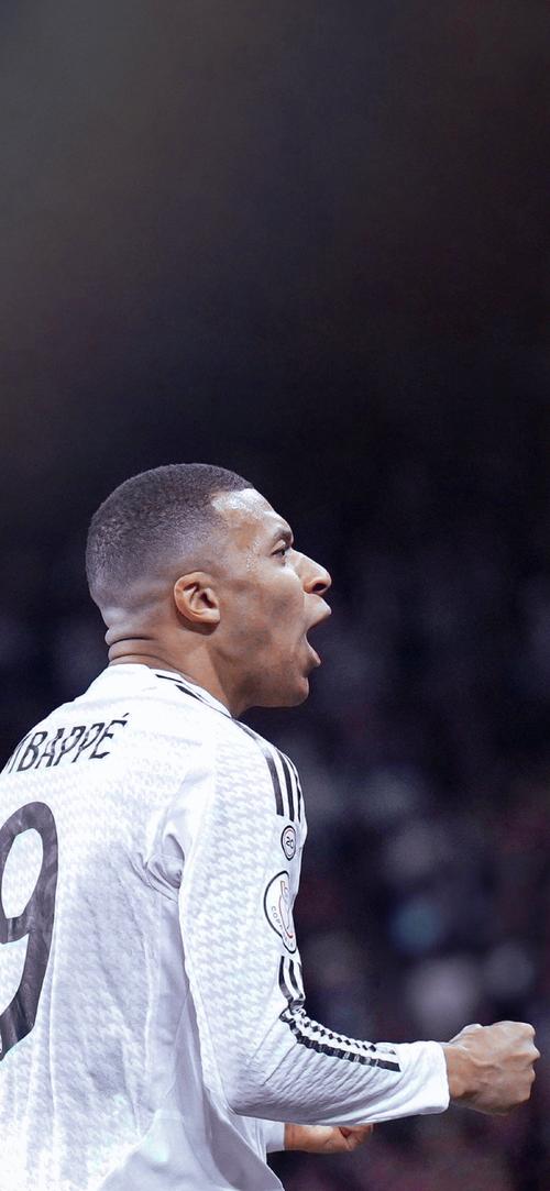 德转列巴拉圭球员历史身价前10：阿尔米隆第1，巴里奥斯上榜